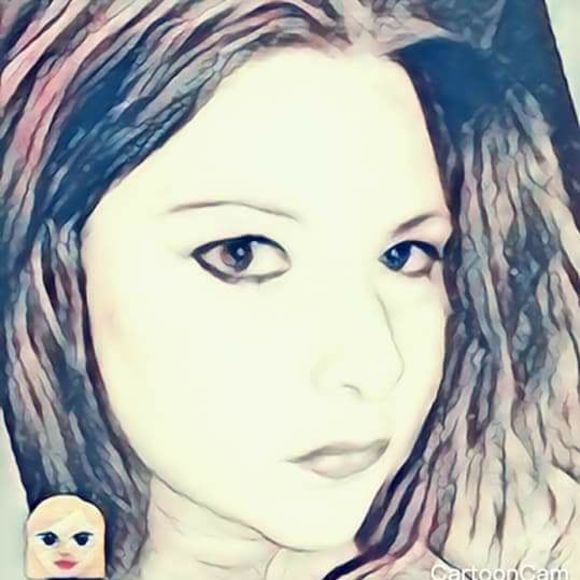 Meet your Posh Ambassador, Robin - Picture 1 of 2